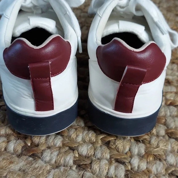 Strauss + Ramm Low Top Lace Up Sneaker/Tennis Shoe - Picture 5 of 10